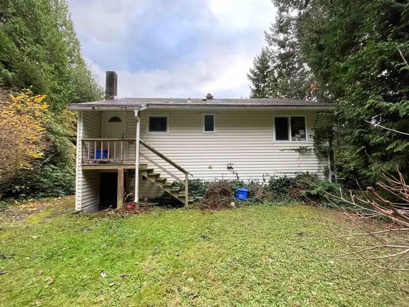 12665 22 AVENUE - photo 3 of 18