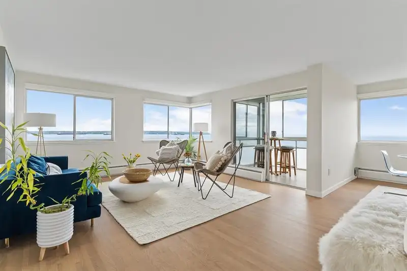 102 2246 BELLEVUE AVENUE - photo 1 of 31