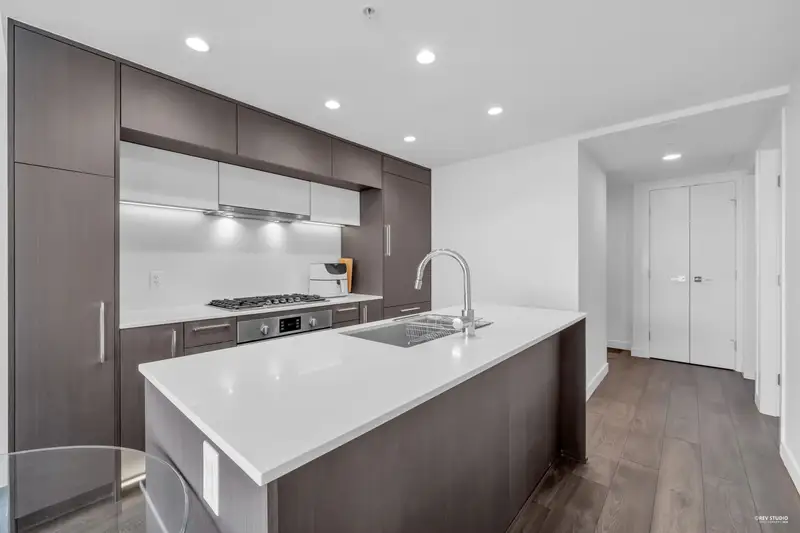 901 5580 NO. 3 ROAD - photo 4 of 25