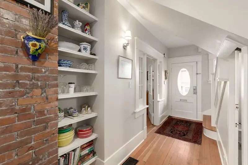 2012 WILLIAM STREET - photo 4 of 40