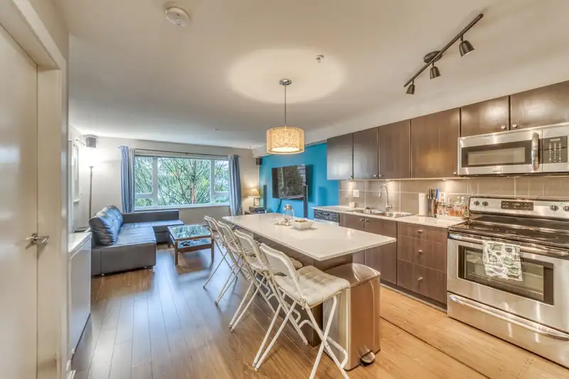 212 13740 75A AVENUE - photo 1 of 17