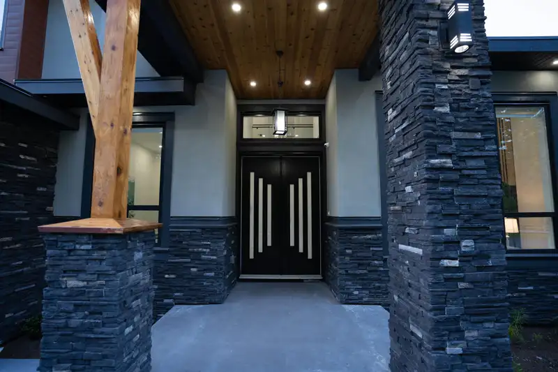 20117 27 AVENUE - photo 3 of 40