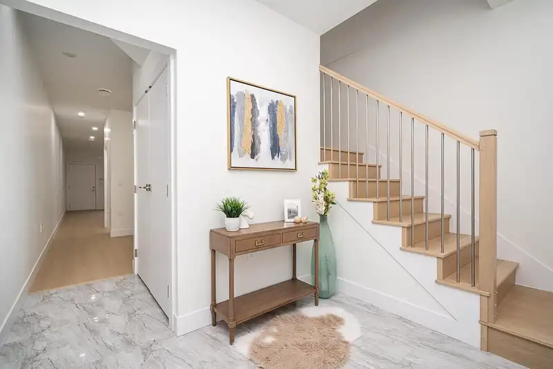 3435 FRANKLIN STREET - photo 2 of 40
