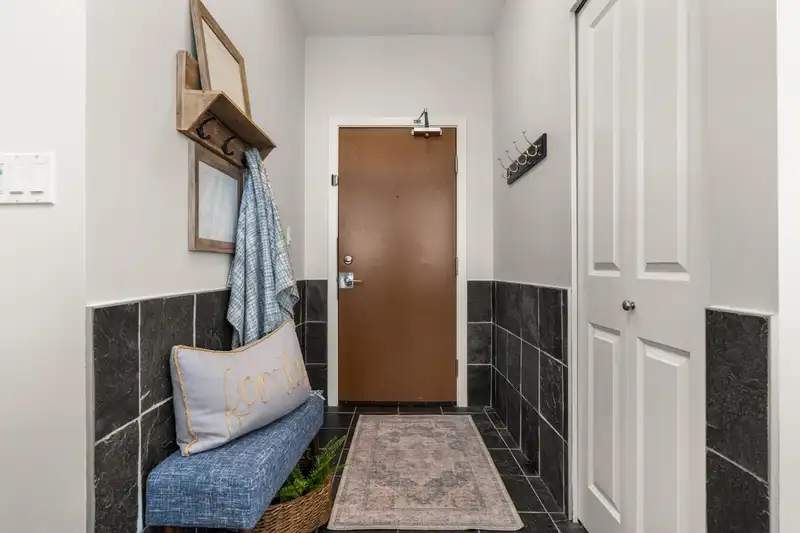 404 270 FRANCIS WAY - photo 2 of 37