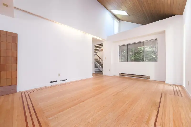 2996 W 5TH AVENUE - photo 1 of 40