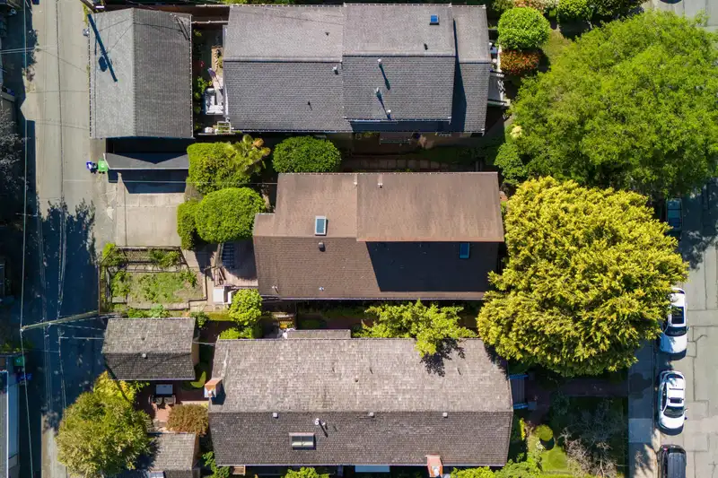 2996 W 5TH AVENUE - photo 3 of 40