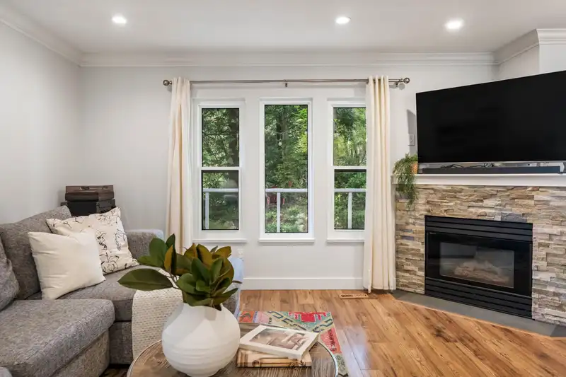 11 2590 PANORAMA DRIVE - photo 4 of 40
