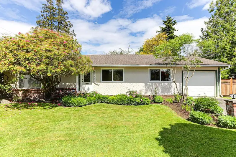5590 44TH AVENUE - photo 1 of 34