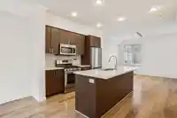 23 1111 EWEN AVENUE - thumbnail 5