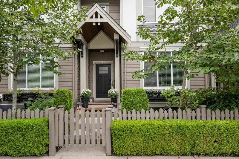 8 6588 195A STREET - photo 1 of 38