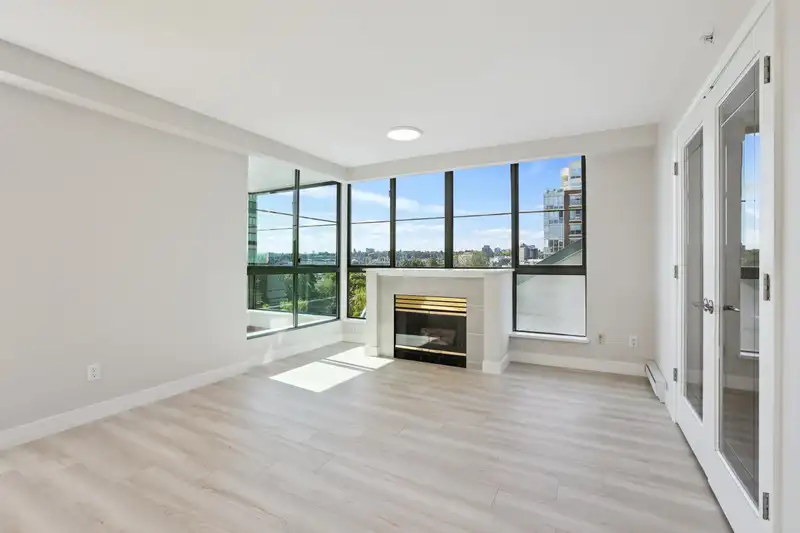 804 1159 MAIN STREET - photo 3 of 26