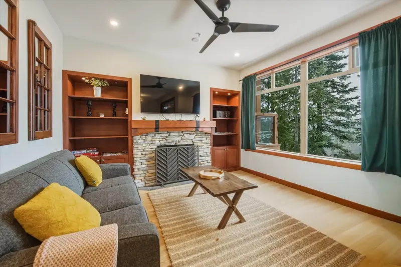 4 2301 TALUSWOOD PLACE - photo 3 of 25