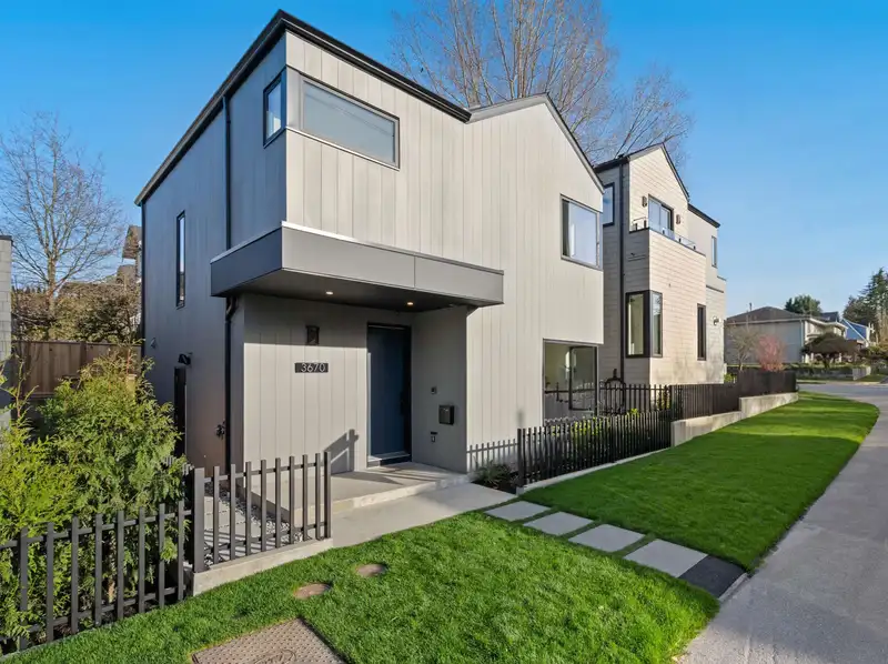 3670 FLEMING STREET - photo 1 of 40