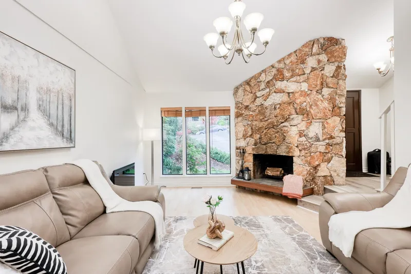 1311 CHARTER HILL DRIVE - photo 4 of 25