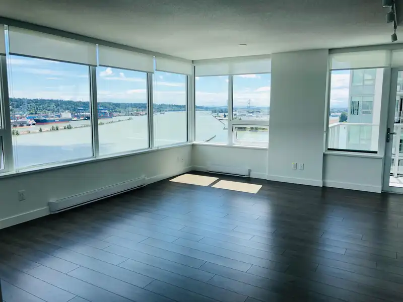 1905 908 QUAYSIDE DRIVE - photo 4 of 8