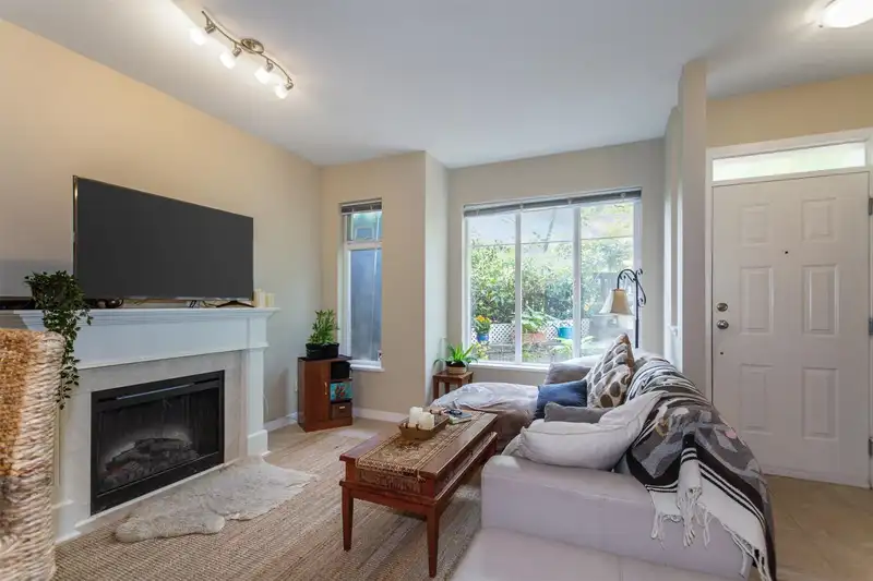 108 7000 21ST AVENUE - photo 4 of 19