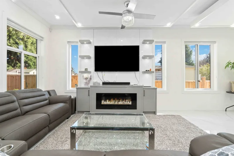 7688 115A STREET - photo 4 of 25