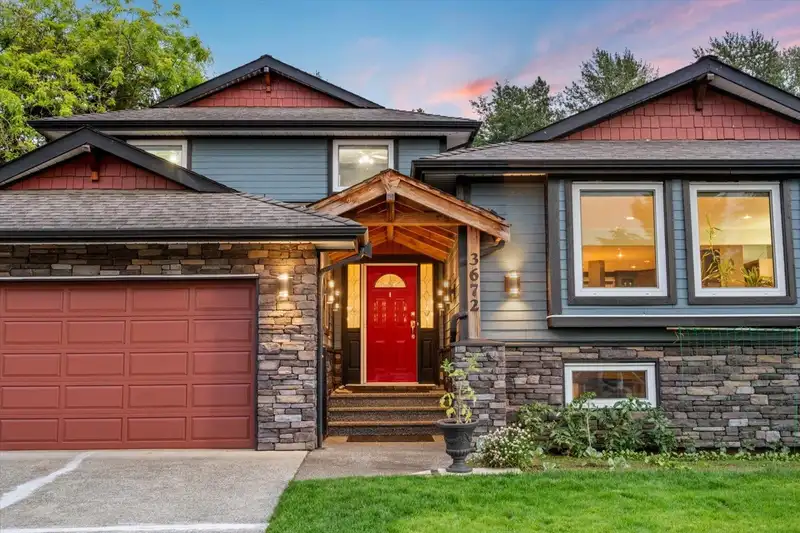 3672 BURNSIDE DRIVE - photo 1 of 40