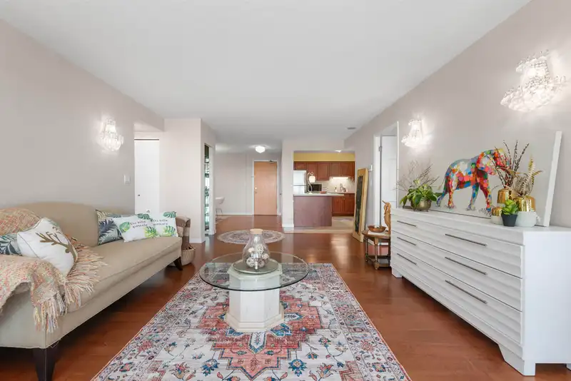 1502 8831 LANSDOWNE ROAD - photo 2 of 40