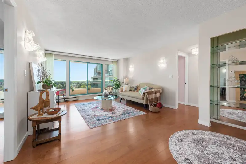 1502 8831 LANSDOWNE ROAD - photo 4 of 40