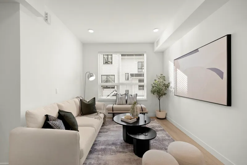 6 728 LEA AVENUE - photo 3 of 23