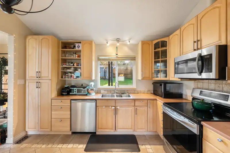 11016 WESTRIDGE PLACE - photo 3 of 26