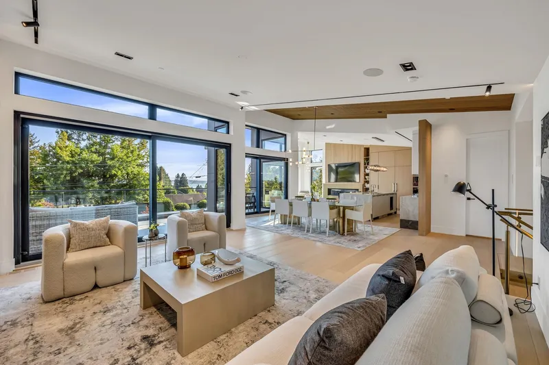 2423 MATHERS AVENUE - photo 4 of 25