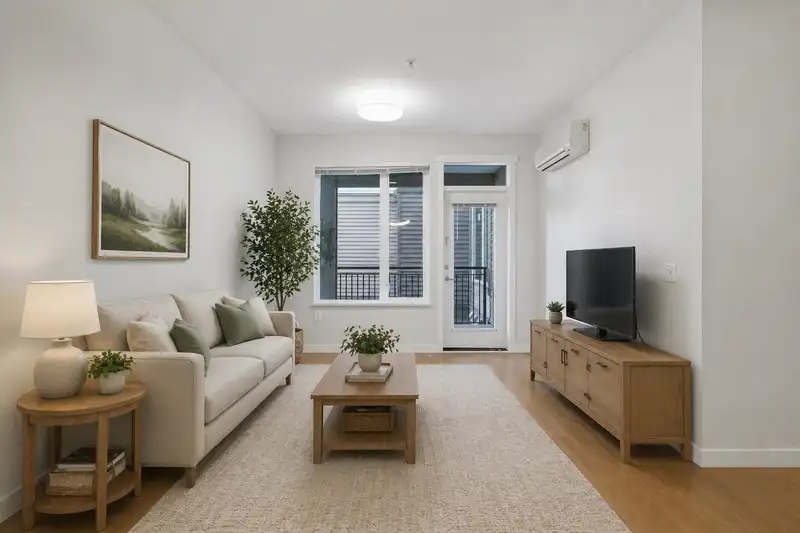 217 9399 ODLIN ROAD - photo 2 of 36