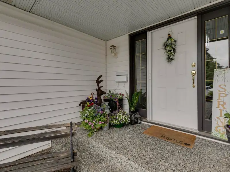 32557 MURRAY AVENUE - photo 2 of 40