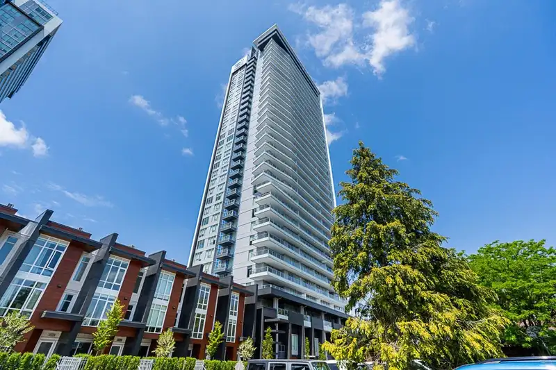2407 8551 201 STREET - photo 2 of 40