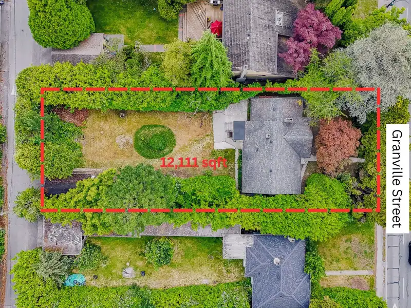 6689 GRANVILLE STREET - photo 3 of 4