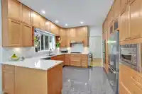 425 TEMPE CRESCENT - thumbnail 18