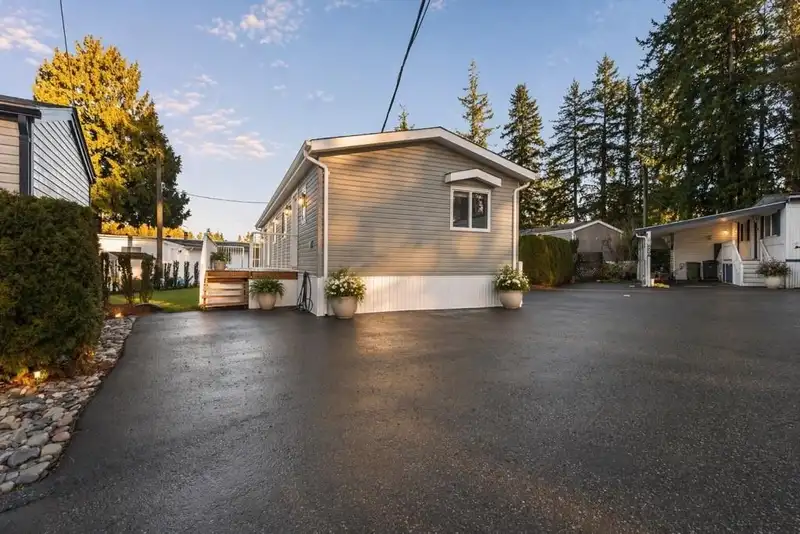 19 24330 FRASER HIGHWAY - photo 1 of 33
