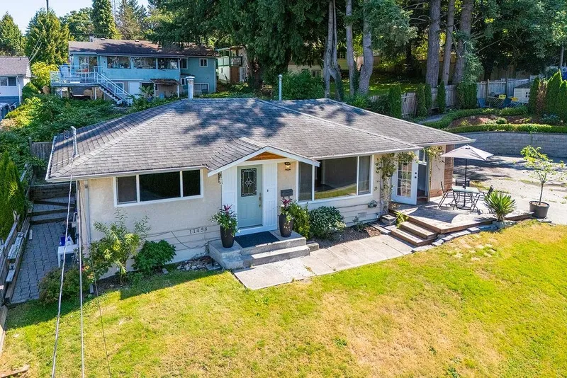 11458 139 STREET - photo 2 of 25