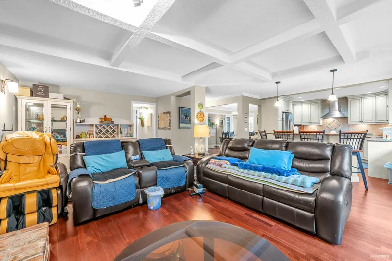 5375 OPAL PLACE - photo 4 of 25