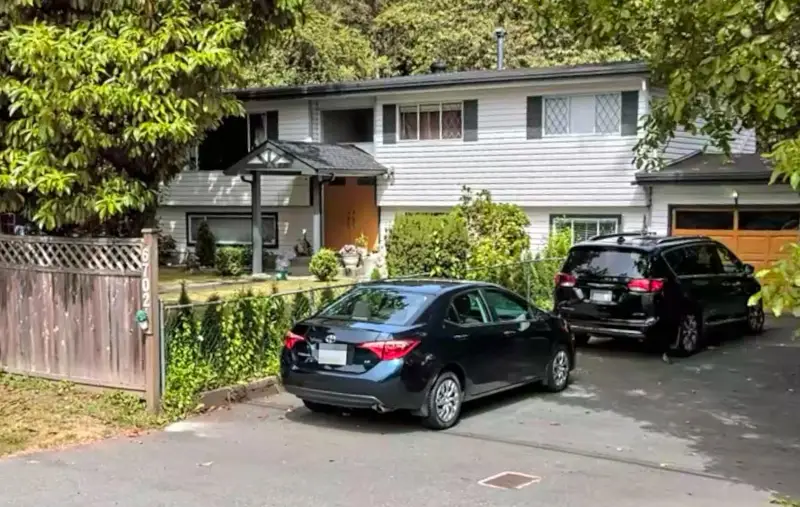 6702 138 STREET - photo 1 of 1