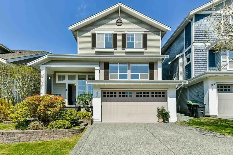 20193 68A AVENUE - photo 1 of 17