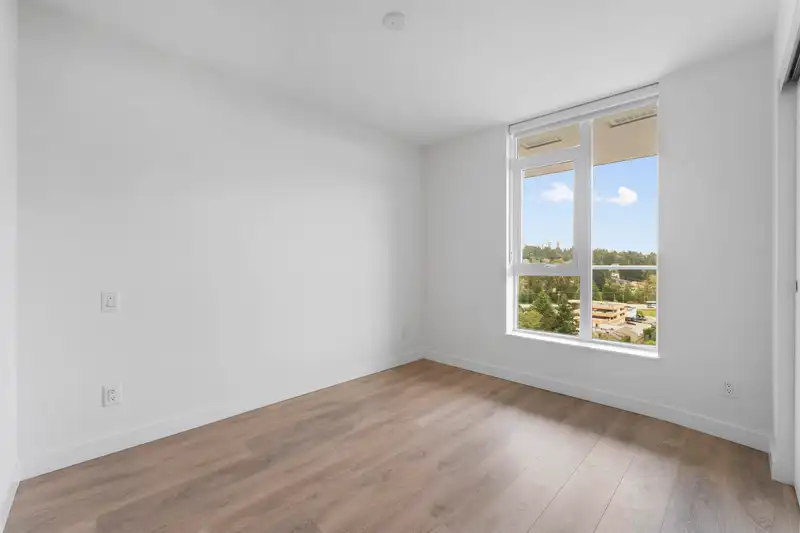 2808 308 ALDERSON AVENUE - photo 3 of 29