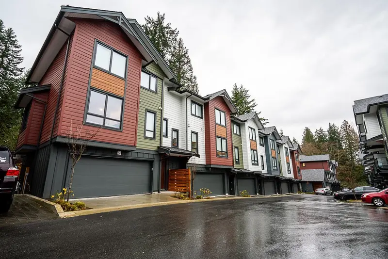 14 10527 155 STREET - photo 2 of 24