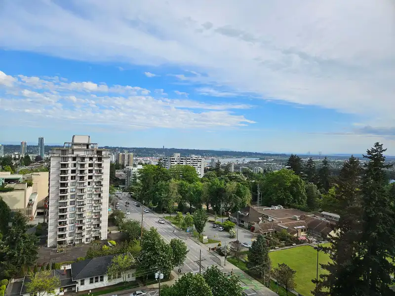 1705 740 HAMILTON STREET - photo 4 of 15