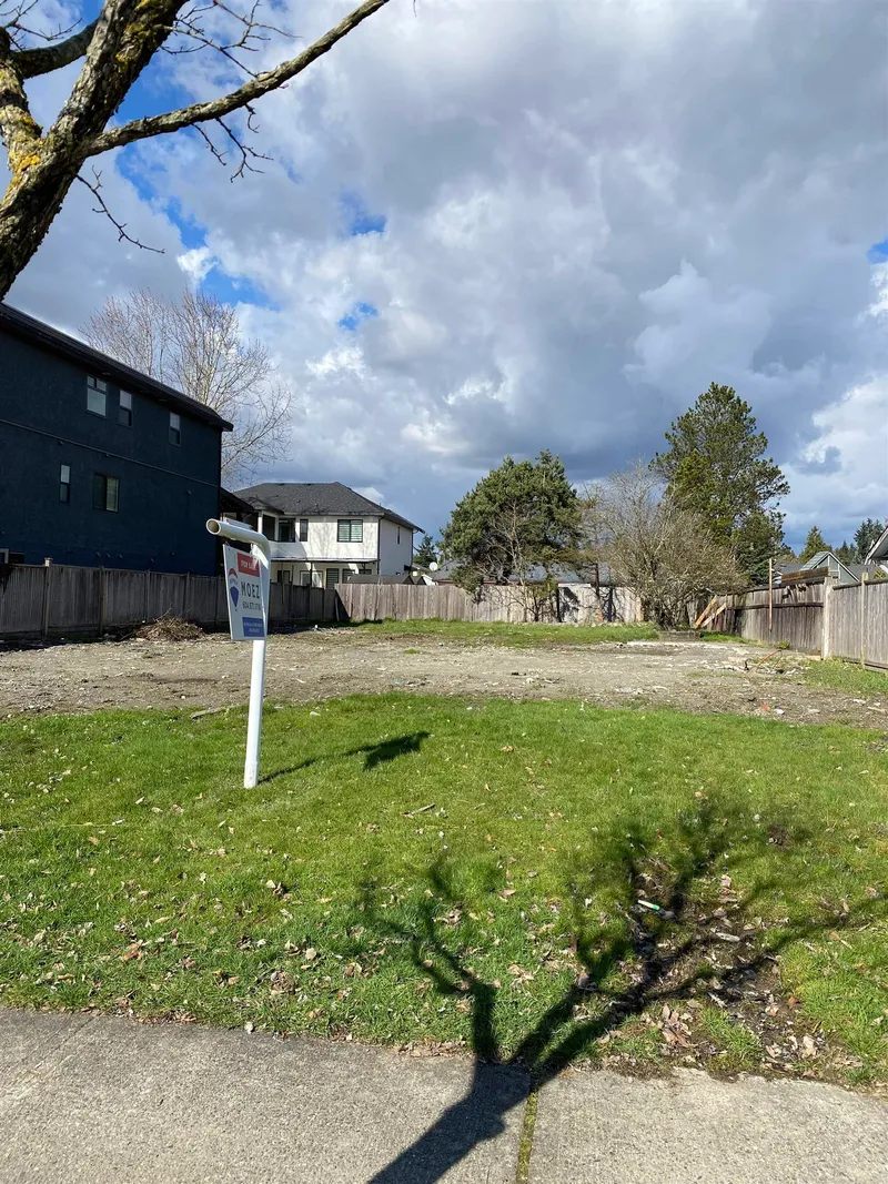 17955 56A AVENUE - photo 2 of 4