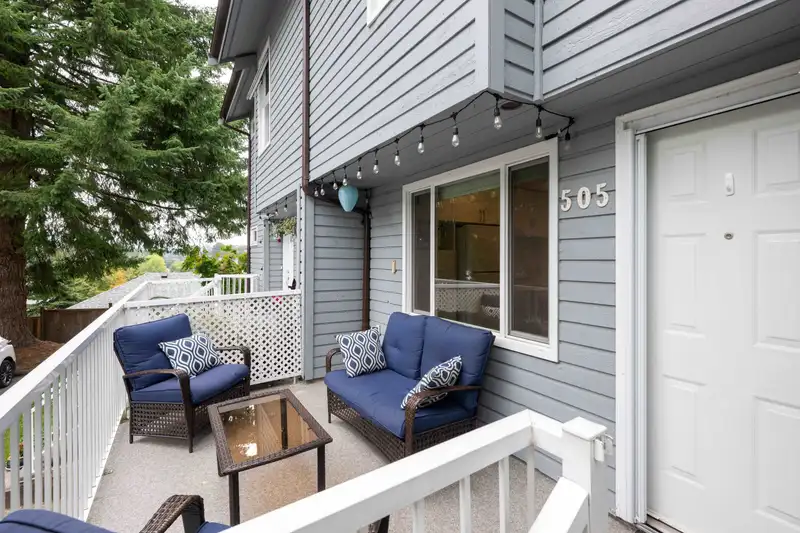 505 CARLSEN PLACE - photo 2 of 38