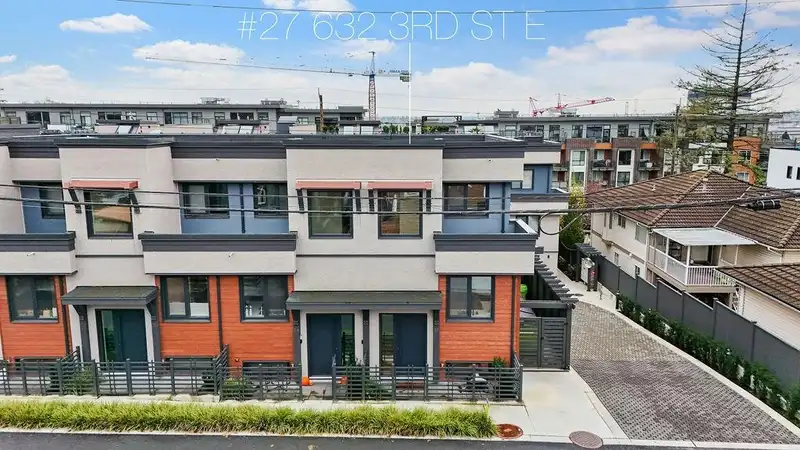 27 632 E 3RD STREET - photo 2 of 39