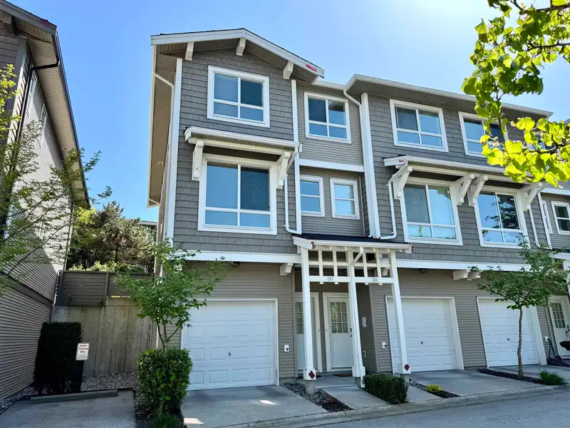137 2729 158 STREET - photo 1 of 23