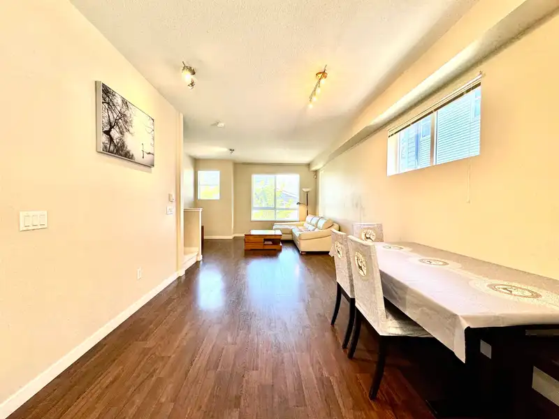 137 2729 158 STREET - photo 2 of 23