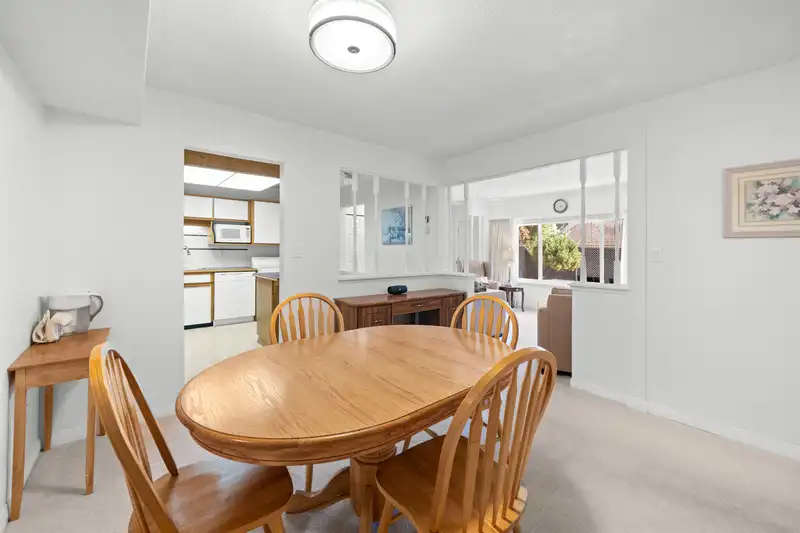 203 11901 89A AVENUE - photo 4 of 14