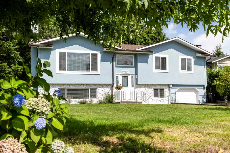 19309 117B AVENUE - photo 1 of 40