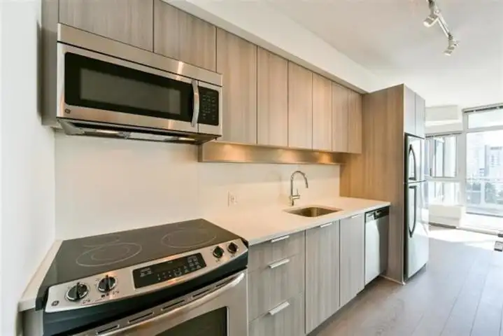 1111 13308 CENTRAL AVENUE - photo 3 of 15
