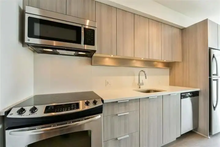 1111 13308 CENTRAL AVENUE - photo 4 of 15