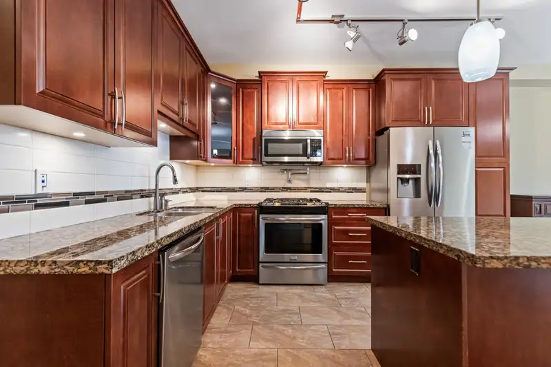 426A 8157 207 STREET - photo 3 of 40